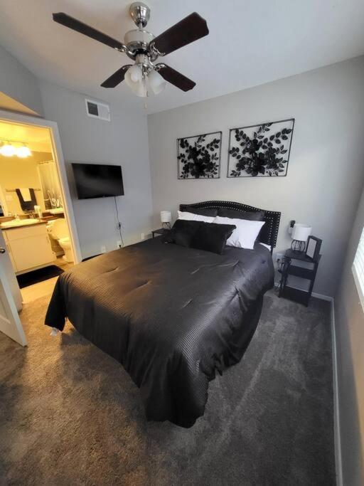 Modern 2Br Oasis! Lägenhet Phoenix Exteriör bild